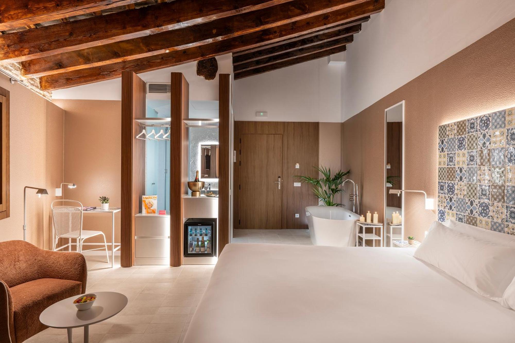Axel Hotel Valencia - Adults Only Экстерьер фото