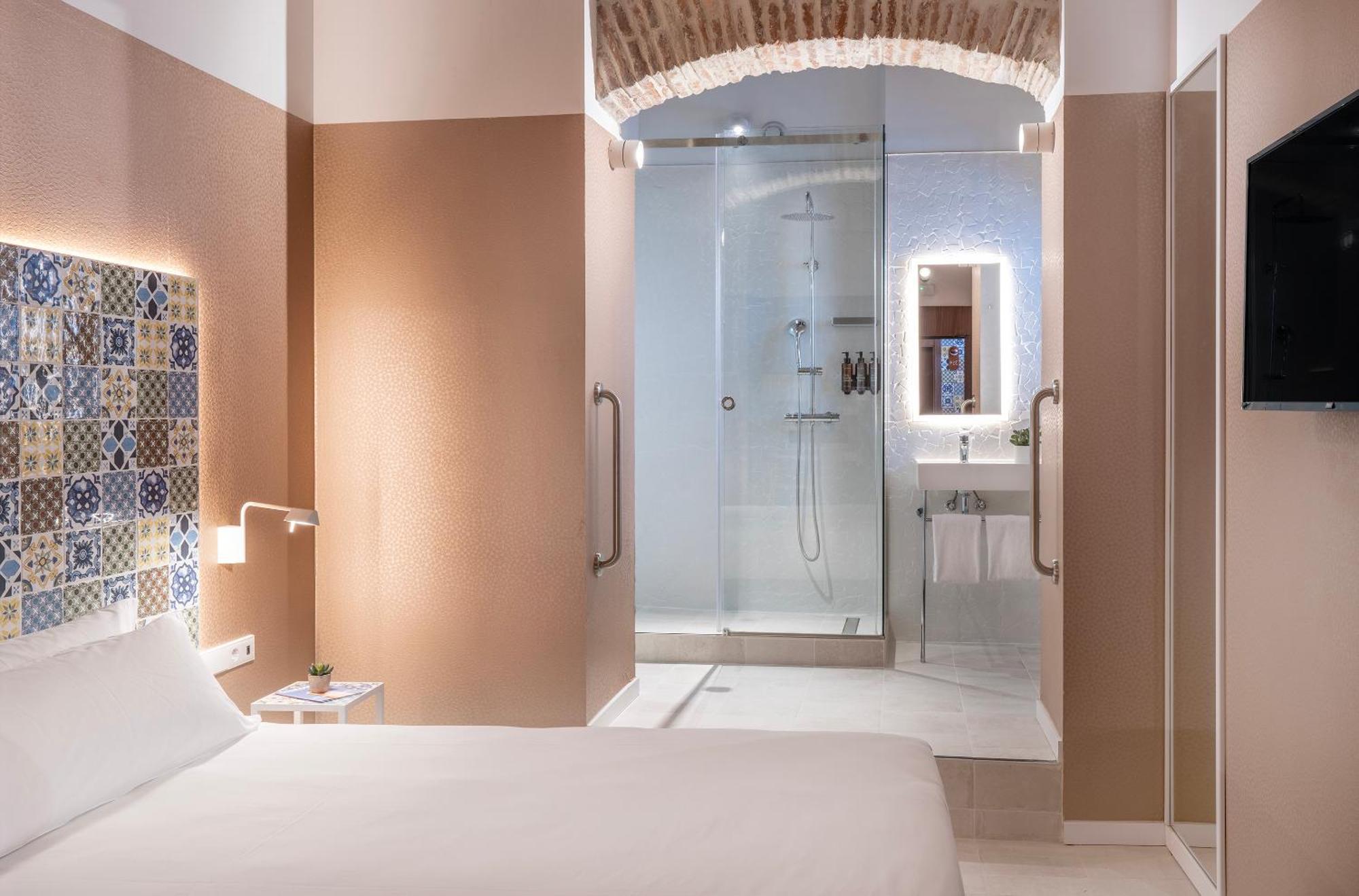 Axel Hotel Valencia - Adults Only Экстерьер фото