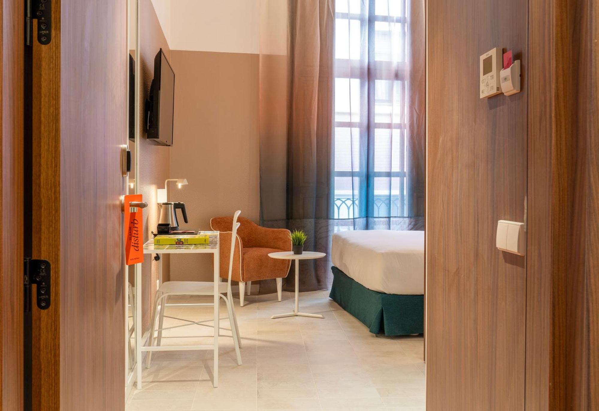 Axel Hotel Valencia - Adults Only Экстерьер фото